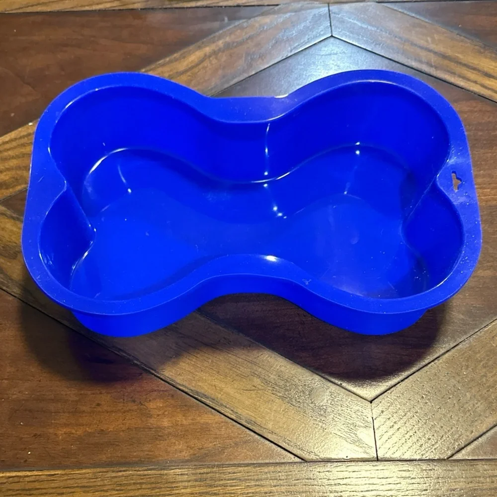 Dog Birthday Cake Pan Bone Silicone Mold Blue Pawsome Doggie New